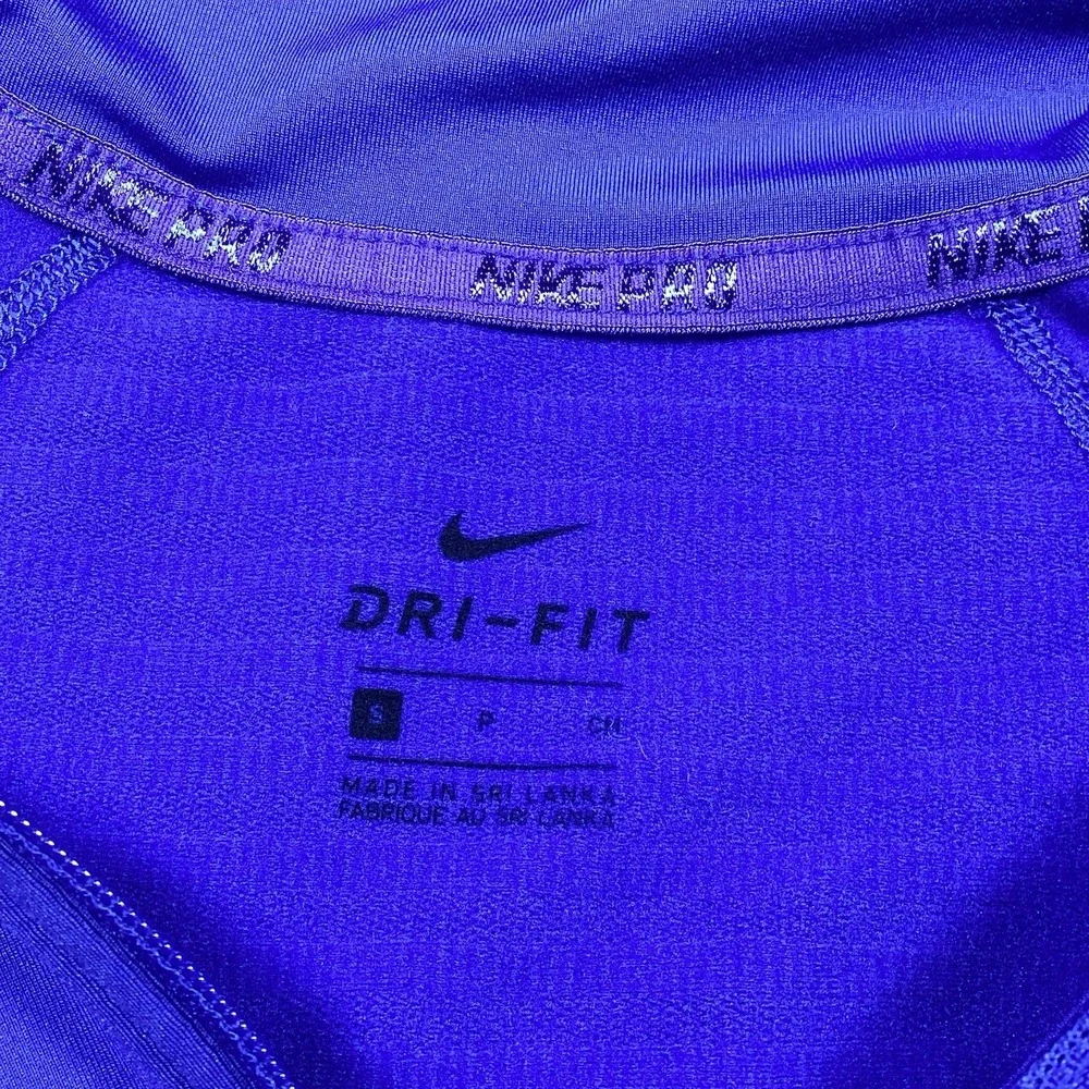 Girls Nike Pro Long Sleeve Performance 1/4 Zip- Small- Purple